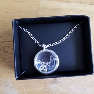 Empowerment Shaky Necklace